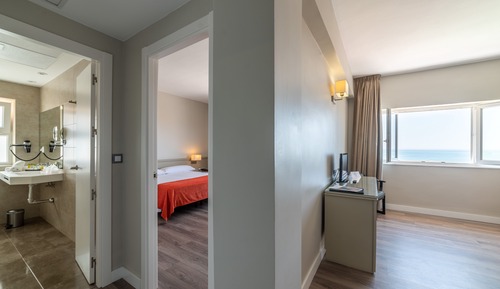 Quadruple Room (A)