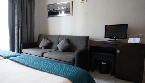Double Room Standard 1 adult + 1 child