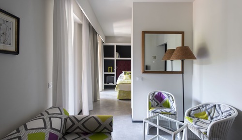 Suite, Garden View