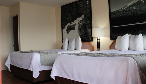 Room, 2 Queen Beds, Non Smoking