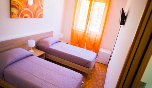 Economy Double or Twin Room, Balcony, Garden View