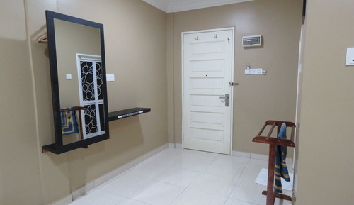 Basic Triple Room