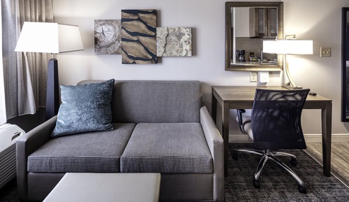 Studio Suite, 2 Queen Beds, Kitchen