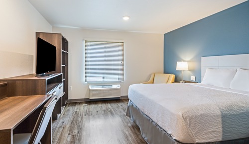 Standard Room, 1 Queen Bed, Non Smoking