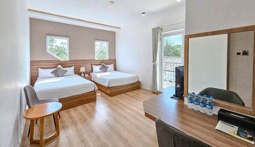 Superior Twin Room