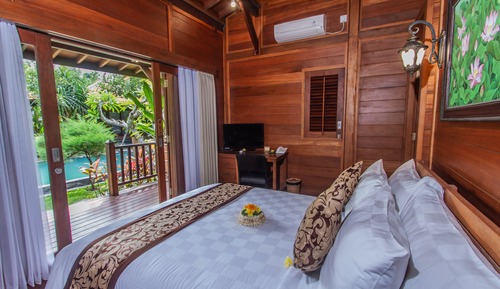 Room (Wooden)