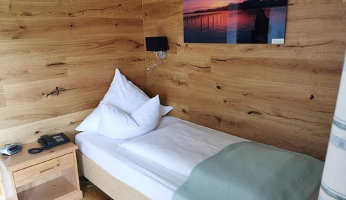 Comfort Single Room
