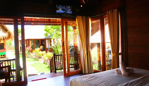 Deluxe Double Room with Bathtub