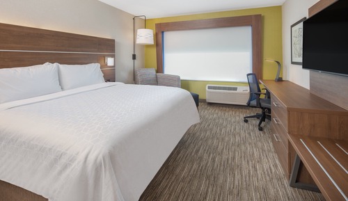 Standard Room, 1 King Bed