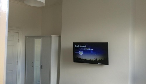 Spacious Ensuite Room