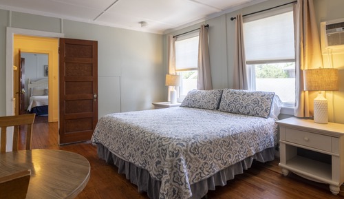 Williams Suite