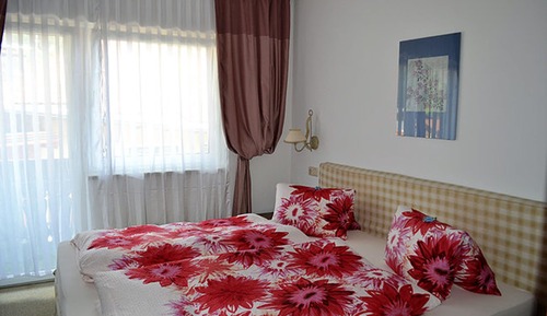 Classic Double Room, Private Bathroom