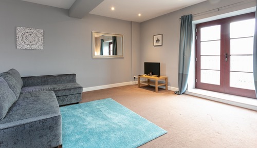 Basic Apartment, 2 Bedrooms, Non Smoking