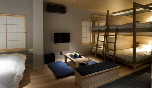 [302] Family Room, Up to 7 Guests