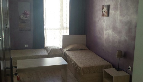 Suite, 1 Bedroom, Street View
