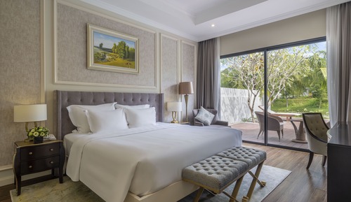 Three Bedroom Villa Ocean View - Private Pool - VinWonders Park Access (1 day)