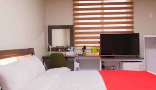 Twin Room, Kitchenette