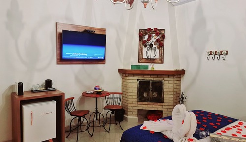 Luxury Suite (Banheira Ofurô)