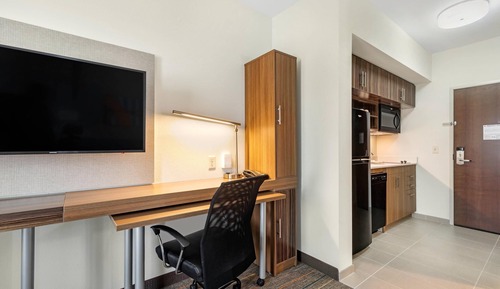 Suite, 1 King Bed with Sofa bed, Non Smoking