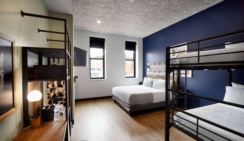 Family Room, Multiple Beds, Non Smoking