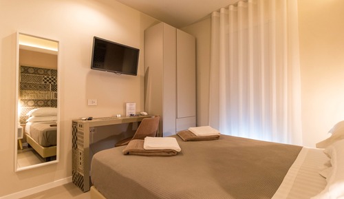 Superior Double or Twin Room, Balcony, Harbor View