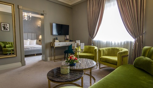 Executive Suite