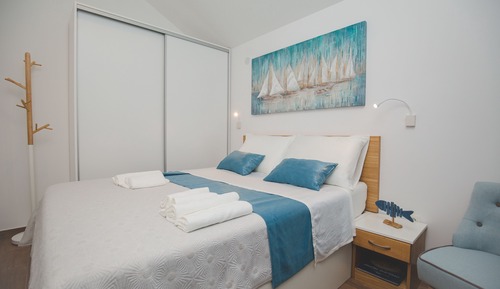 Design Apartment, 1 Bedroom, Hot Tub, Sea View