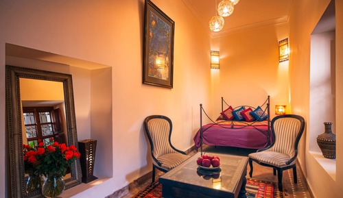 Classic Double Room, 1 King Bed (Courtyard)