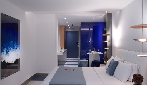 Copper Junior Suite Land View