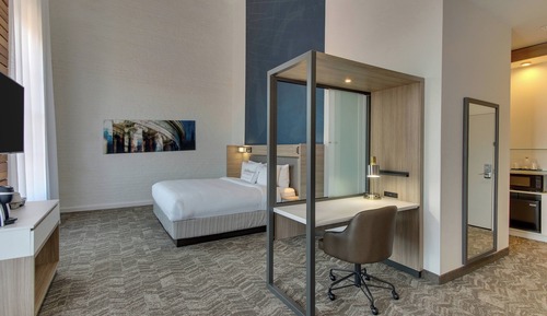Suite, 1 King Bed, Non Smoking