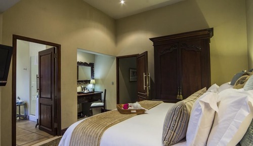 Standard Suite