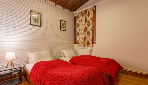 Family Villa, 3 Bedrooms, Patio, Garden View