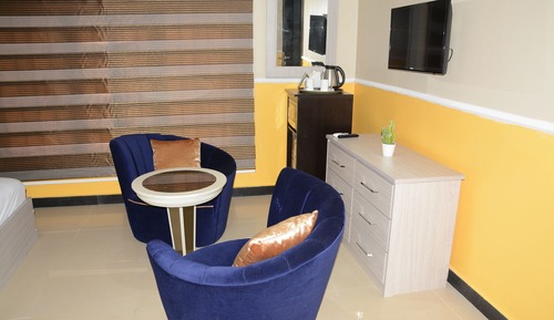 Deluxe Single Room