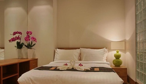 2 Bedroom Suite