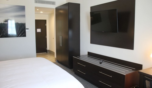 Standard Room, 1 King Bed