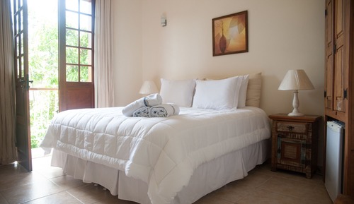 Quarto casal standard ( com estacionamento )