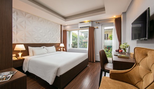 Junior Double Room, City View