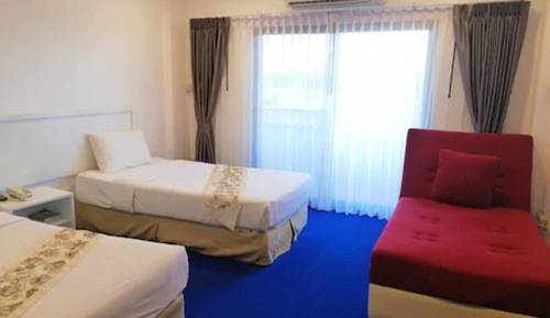Standard Twin Room