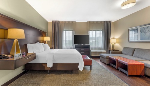 Studio Suite, 1 Queen Bed, Accessible (Mobility Tub)