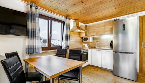 Deluxe Studio Suite, 1 Bedroom, Kitchenette, Hill View (4 Personen incl. Summer Card)