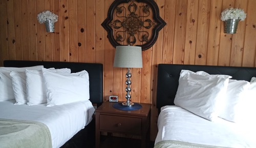 Classic Suite, 2 Double Beds, Non Smoking, Kitchenette