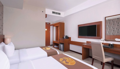 Deluxe Double or Twin Room