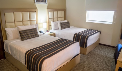 Standard Room, 2 Queen Beds, Non Smoking
