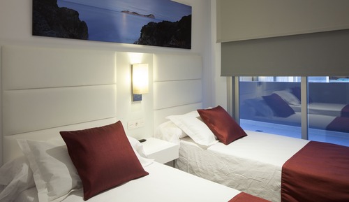 Suite, 2 Bedrooms, Partial Sea View (4 Adults)