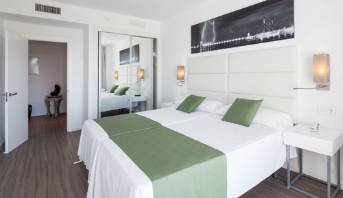 Junior Suite, Partial Sea View (1 Adult)