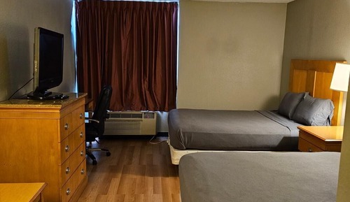 Basic Room, 2 Double Beds, Non Smoking