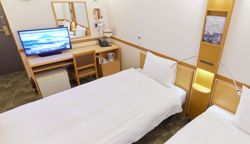 Standard Twin Room, Smoking