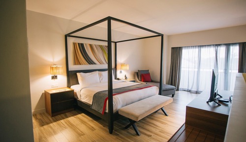 Family Suite, Pool View