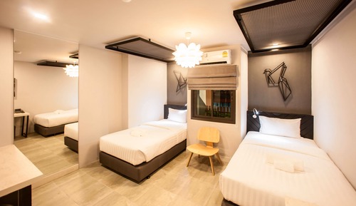 Standard Twin Room