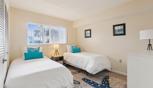 Apartment, Multiple Beds, Balcony, Pool View (Pelican Inlet C222)